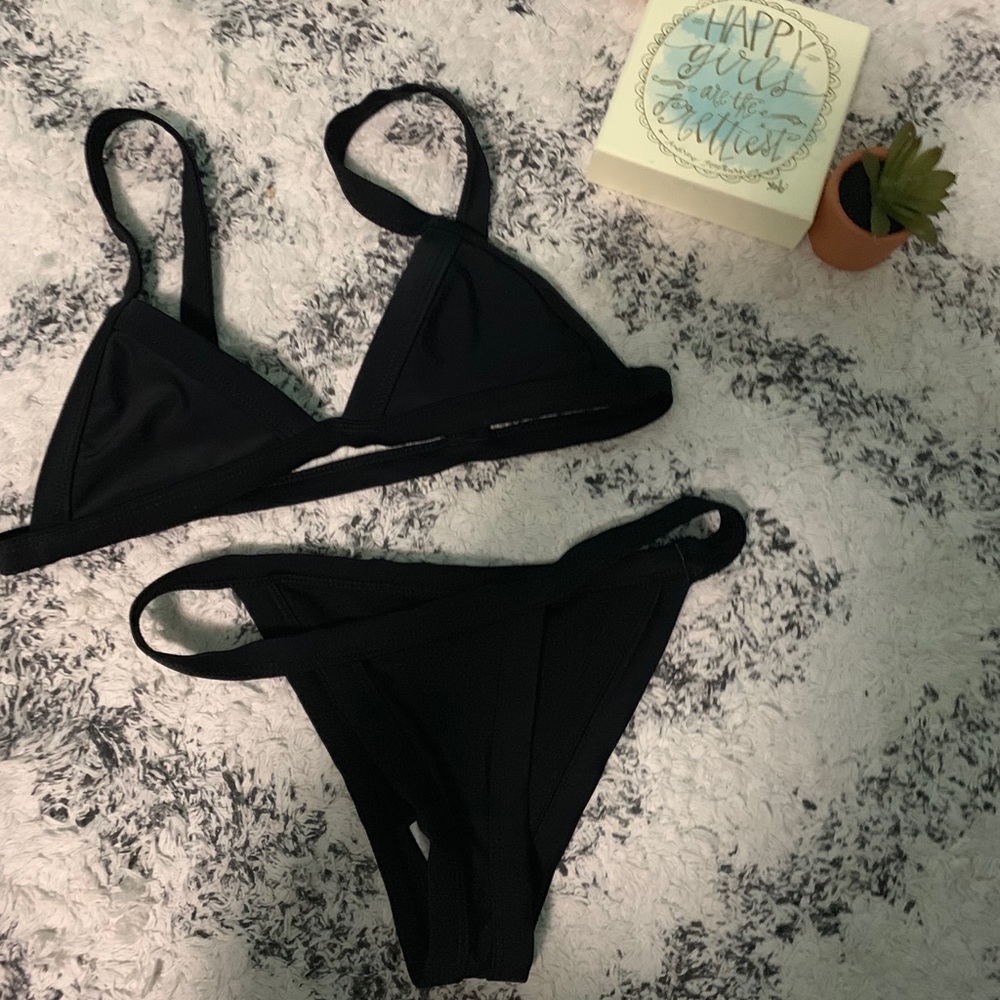 Fashion nova black triangle bikini